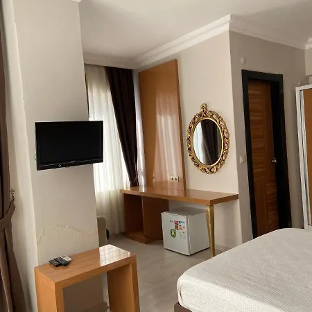 Derin Hotel