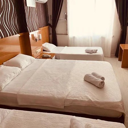 Hotel Derin 3*