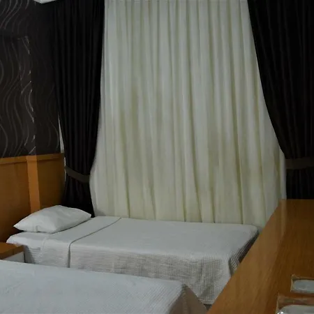 Derin Hotel