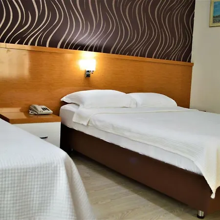Derin Hotel 3*