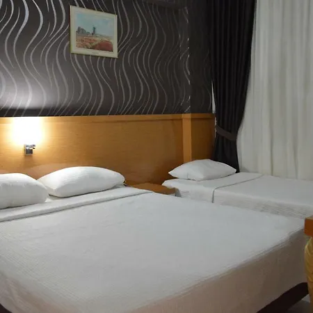 Derin Hotel